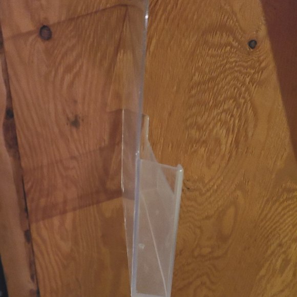 Hanging wall plastic holder - Picture 2 of 3